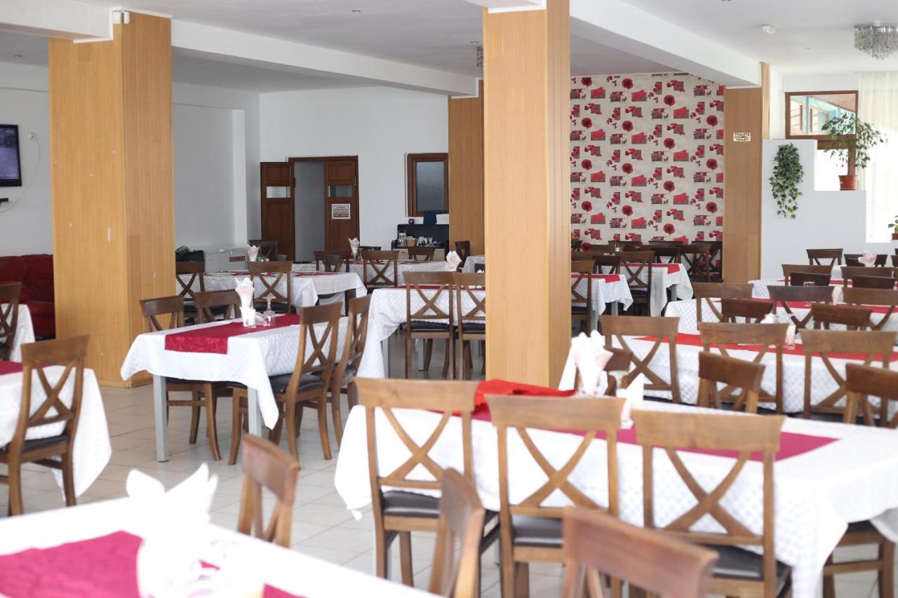 Motel Corsar Tulcea Exteriör bild